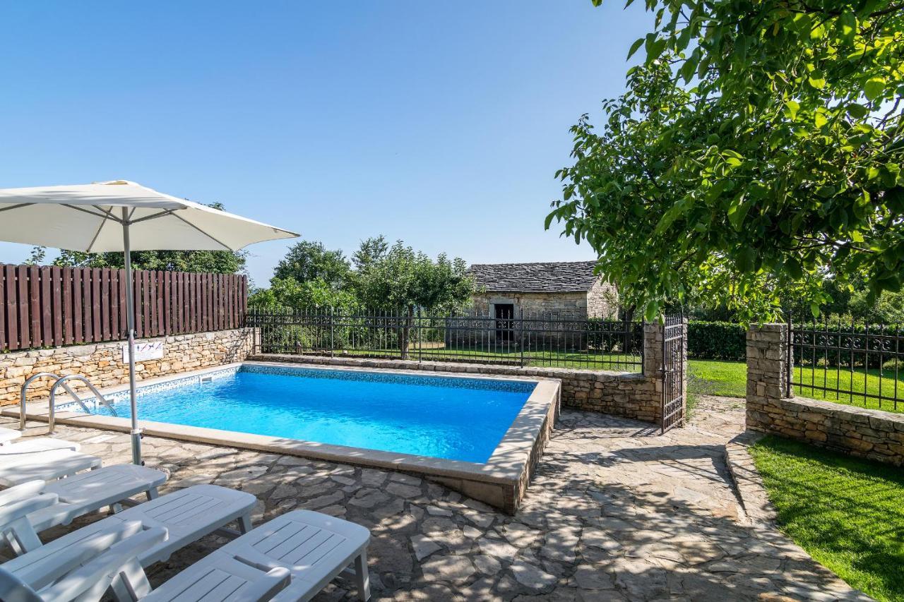 Villa Maria Oprtalj Zewnętrze zdjęcie